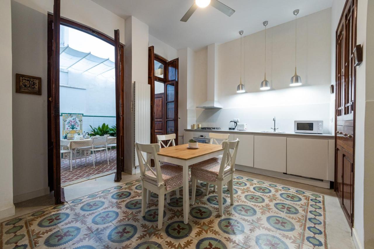 Ferienwohnung Florit Flats - Traditional House In El Cabanyal Valencia Exterior foto