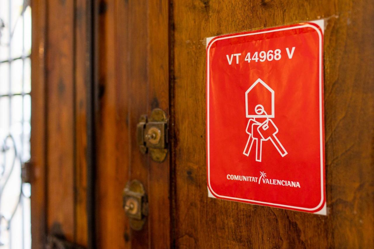 Ferienwohnung Florit Flats - Traditional House In El Cabanyal Valencia Exterior foto