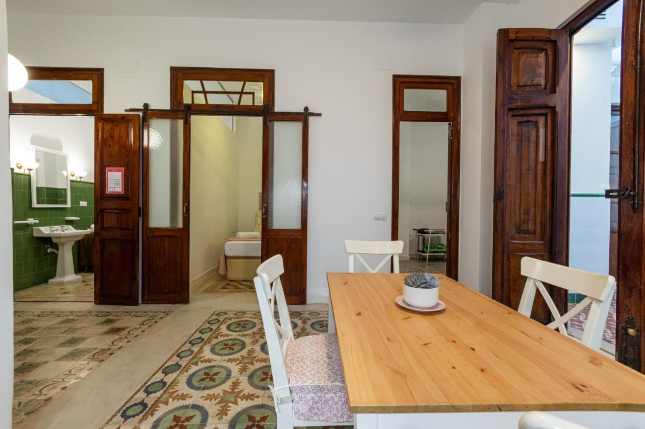 Ferienwohnung Florit Flats - Traditional House In El Cabanyal Valencia Exterior foto