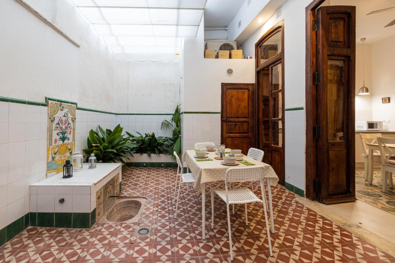 Ferienwohnung Florit Flats - Traditional House In El Cabanyal Valencia Exterior foto
